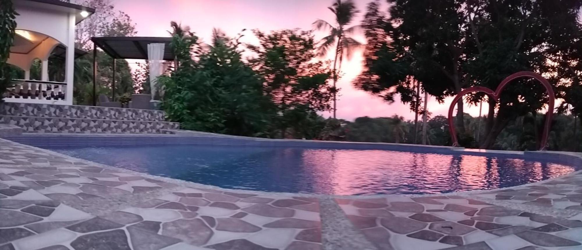 Matteo'S Hus Villa Rental Zamboanguita  Kültér fotó